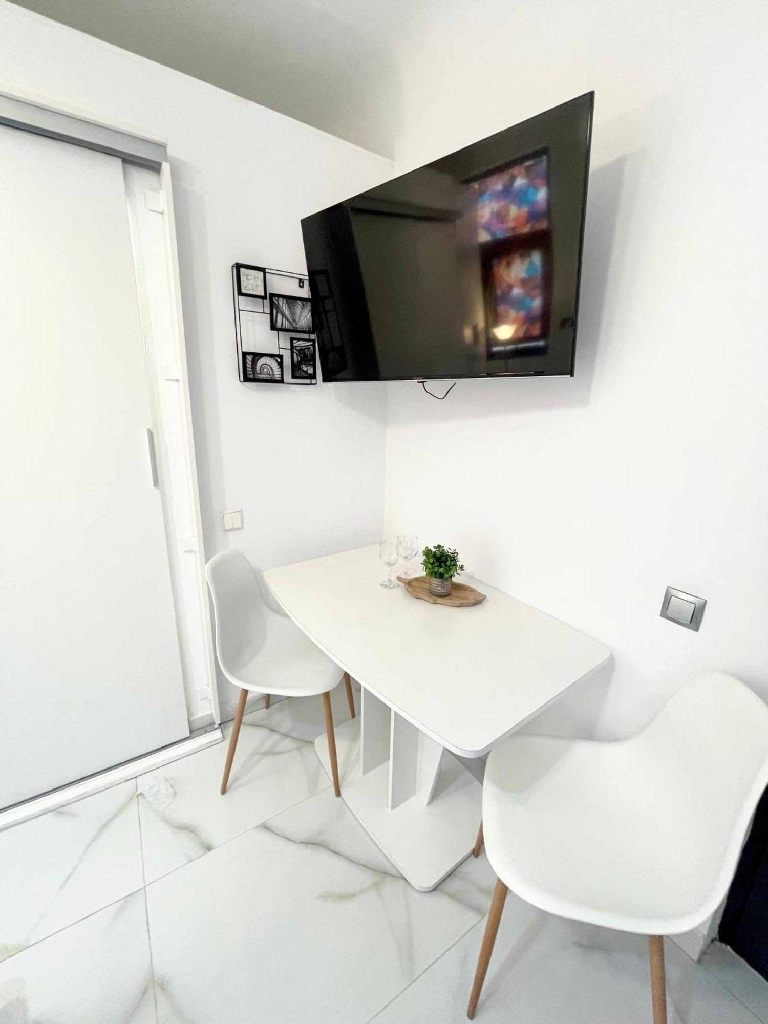 White Studio بوخارست المظهر الخارجي الصورة