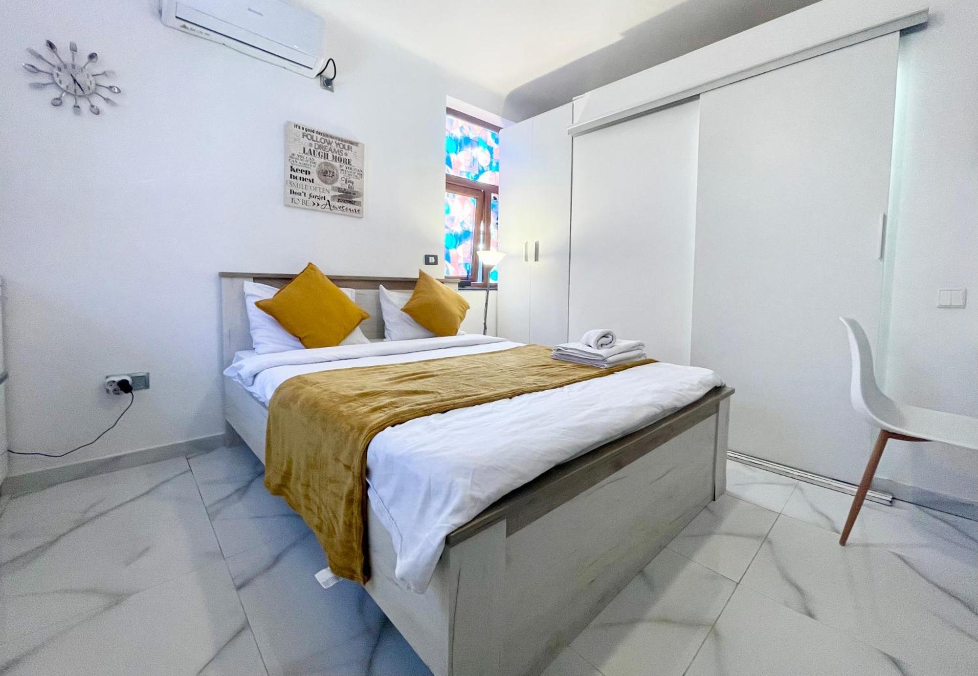 White Studio بوخارست المظهر الخارجي الصورة